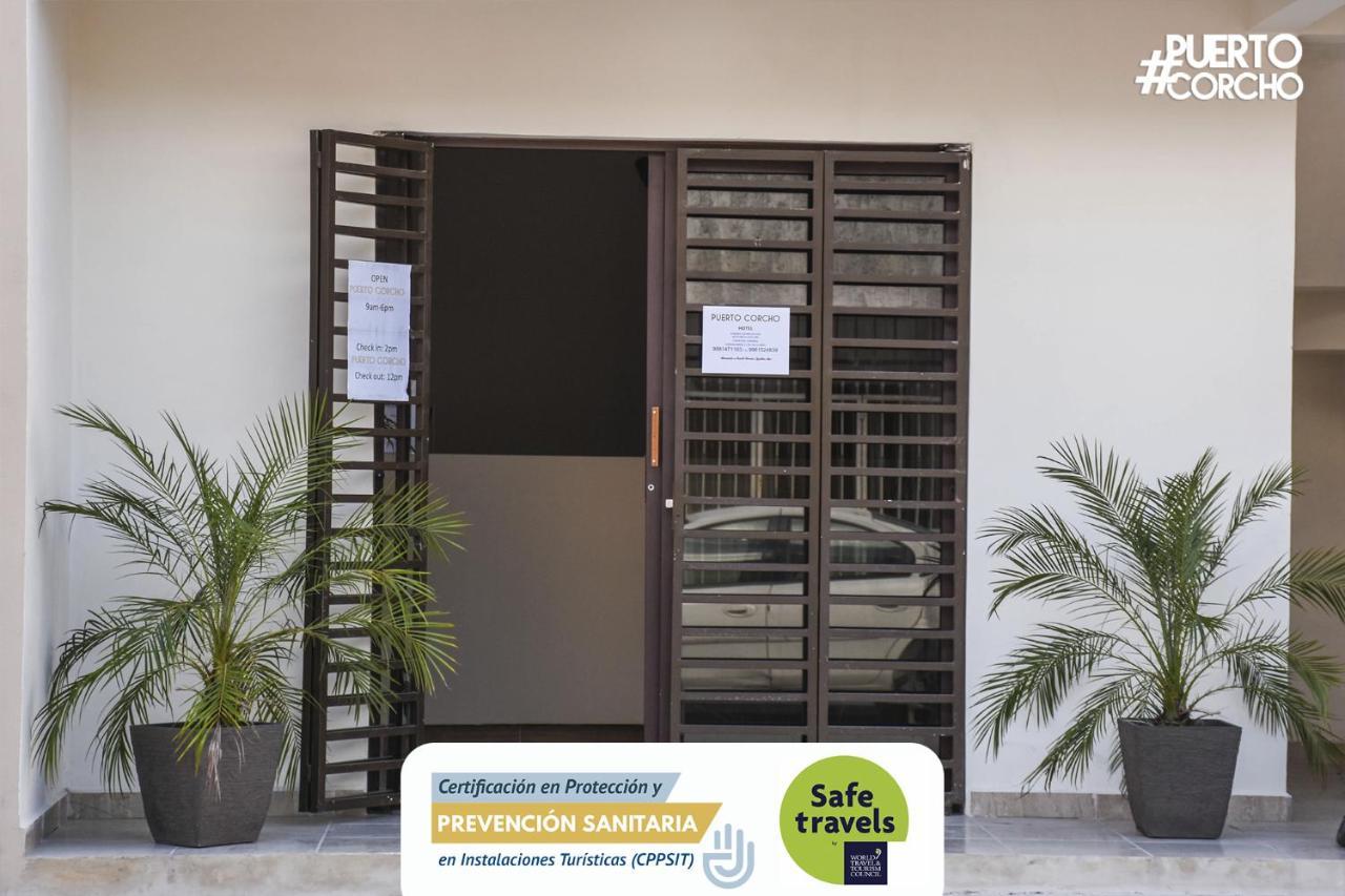 Hotel Puerto Corcho ปูแอร์โต โมเรลอส ภายนอก รูปภาพ
